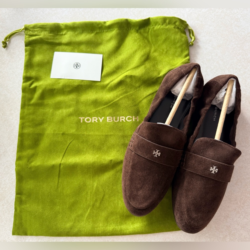 TORY BURCH NEW IN BOX SUEDE BALLET LOAFERS!